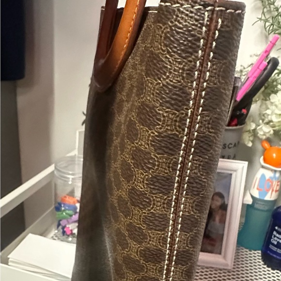 Céline Macadam Vintage Handbag with Round Handle - Picture 16 of 17